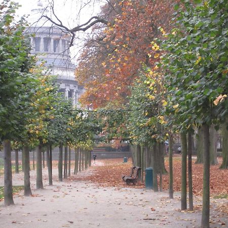 B&B A Cote Du Cinquantenaire Etterbeek Eksteriør bilde